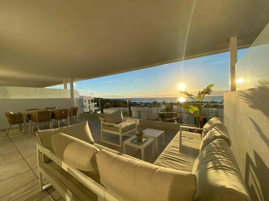 Dona Julia Sea Utopia Casares Apartment