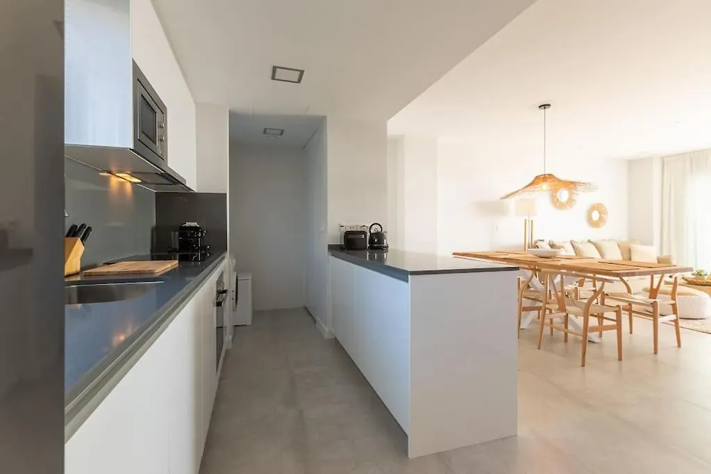 Dona Julia Sea Utopia Casares 0*,
