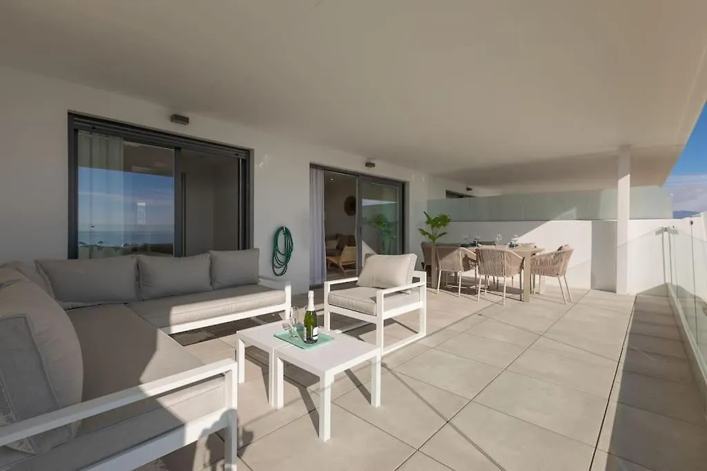 Dona Julia Sea Utopia Casares Apartment